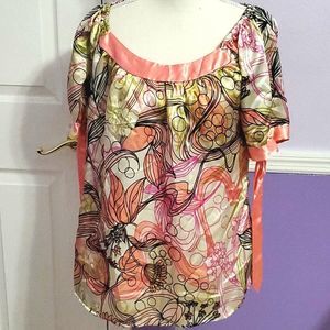 Allison Morgan Cream & Salmon Floral Satin Scoop Neck Top L